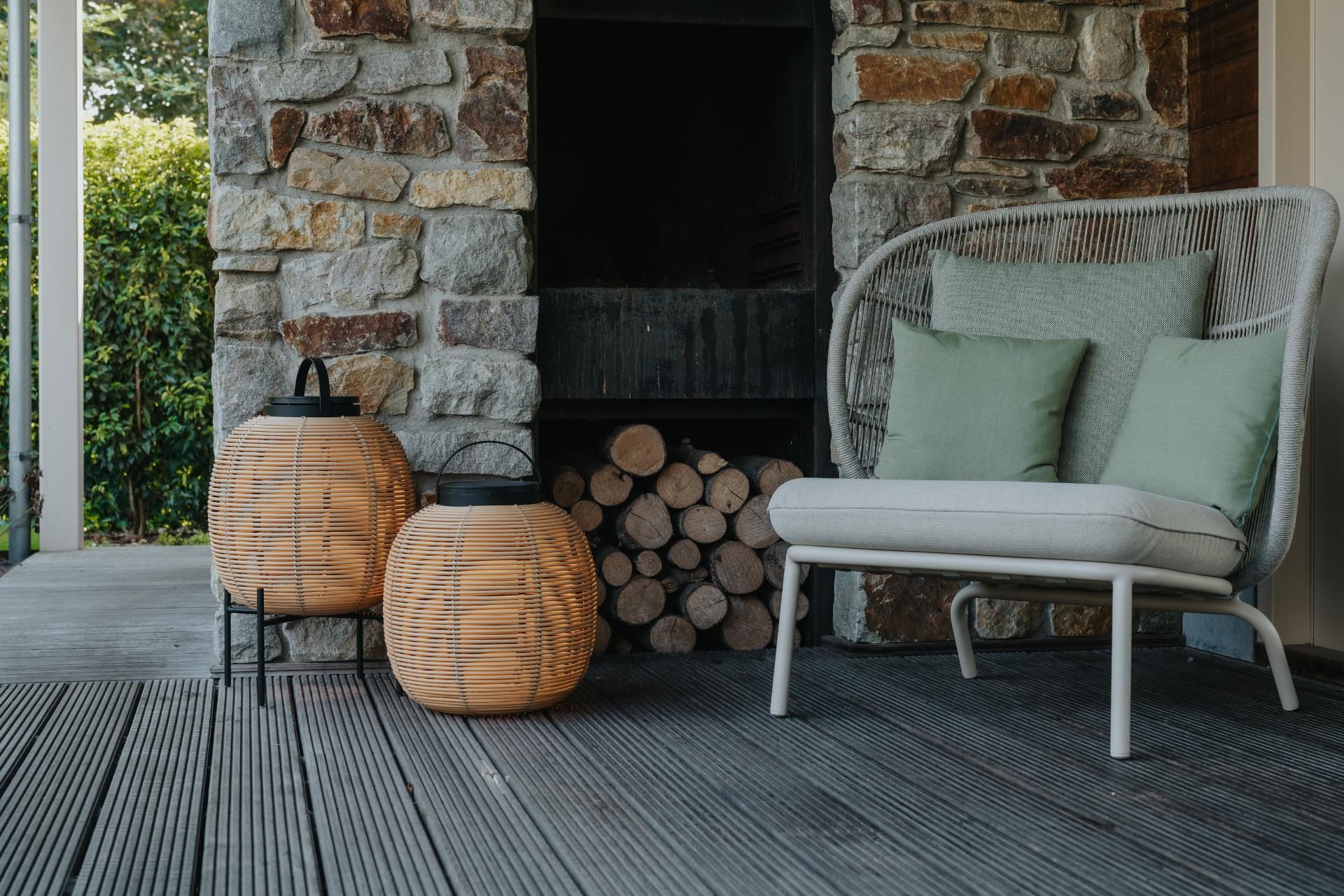 Bella Living - Le feu biohaard buitenverwarming en tuinstoel